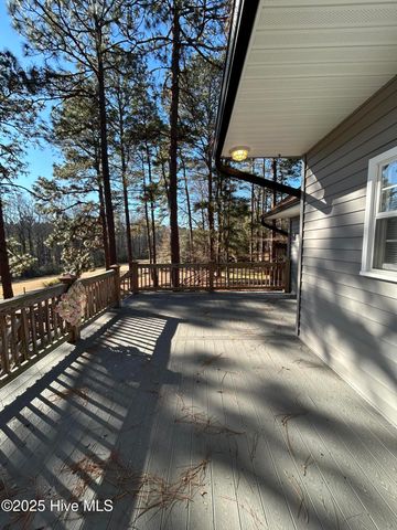 116 Oxford Court, West End, NC 27376