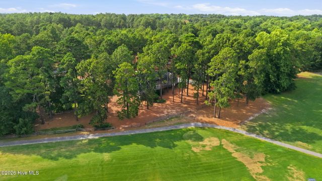 116 Oxford Court, West End, NC 27376