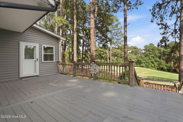 116 Oxford Court, West End, NC 27376