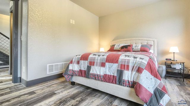 21167 TURKEY TRAIL, Lead, SD 57754