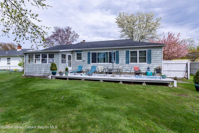 5 Simmons Drive, Saugerties, NY 12477