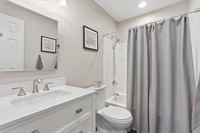 166 Amberwood Drive, Anderson, SC 29621