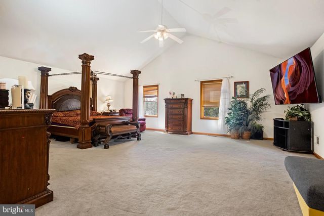 4 DONNY BROOK WAY, Collegeville, PA 19426