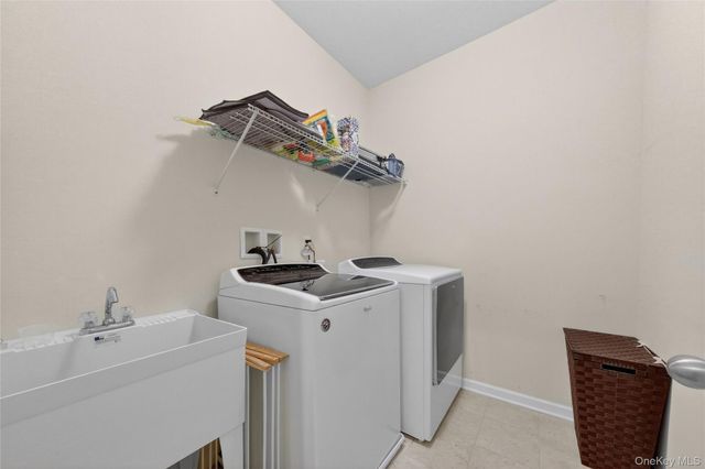 4 Frost Court, Carmel, NY 10512