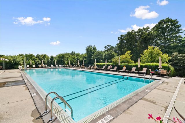 4 Frost Court, Carmel, NY 10512