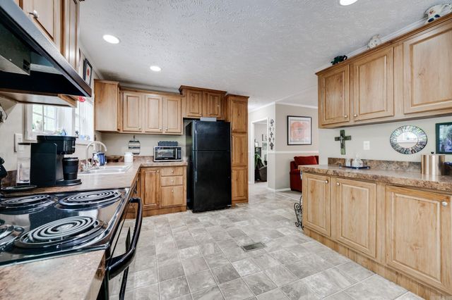 235 W Lewisburg Road, Vilonia, AR 72173