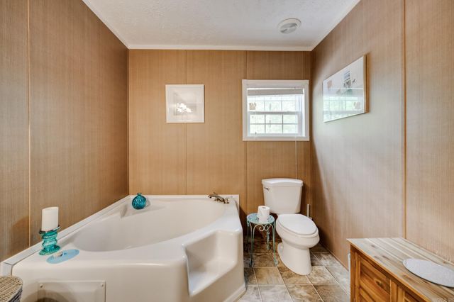 235 W Lewisburg Road, Vilonia, AR 72173