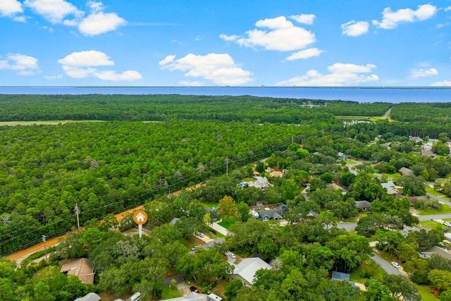 606 E Greenwood Cove, Niceville, FL 32578