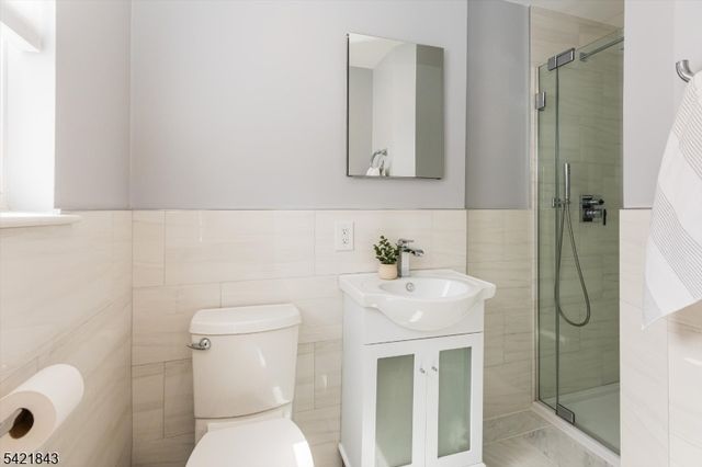 7 Van Vleck St 9, Montclair Twp., NJ 07042