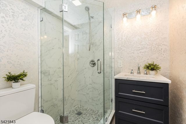 7 Van Vleck St 9, Montclair Twp., NJ 07042