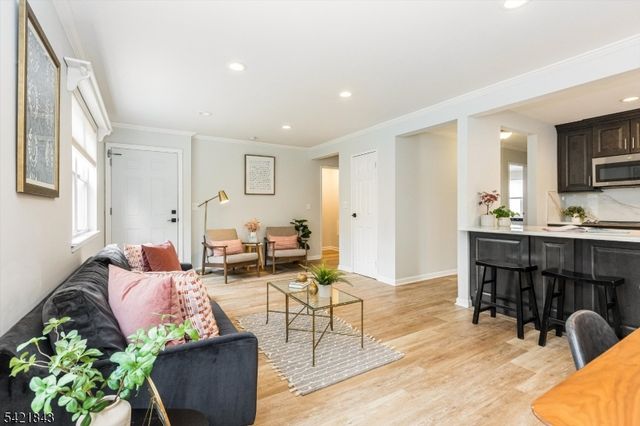 7 Van Vleck St 9, Montclair Twp., NJ 07042