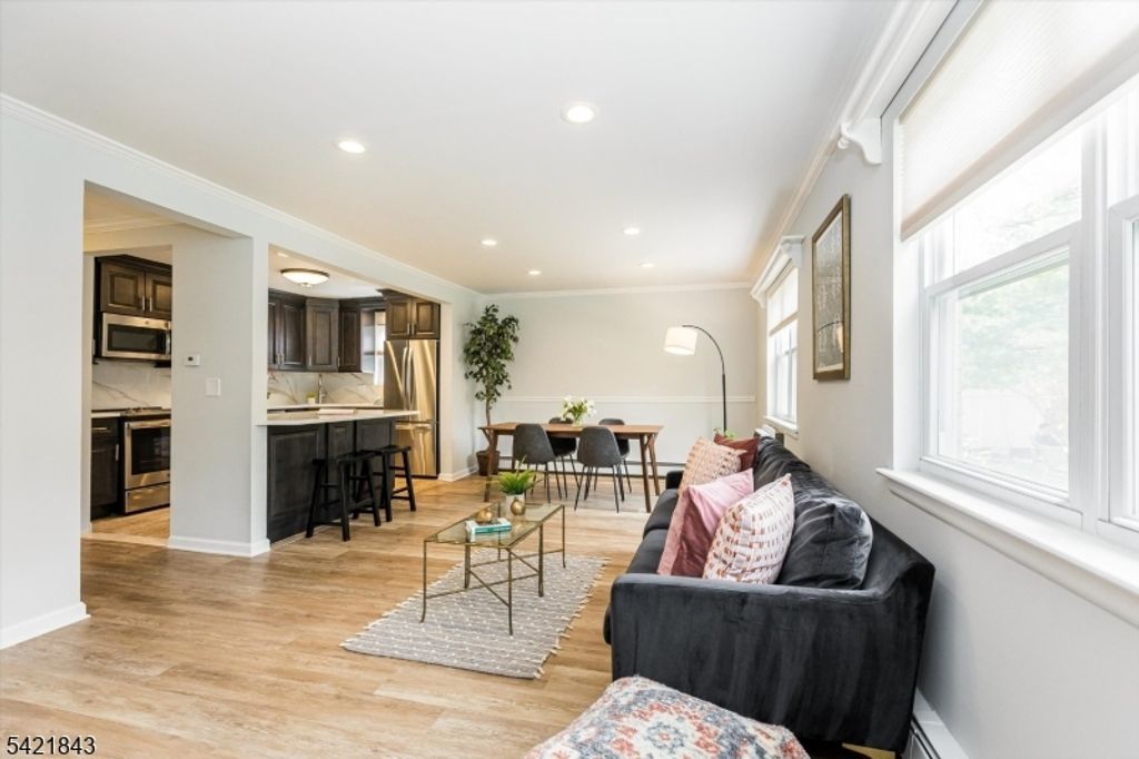 7 Van Vleck St 9, Montclair Twp., NJ 07042