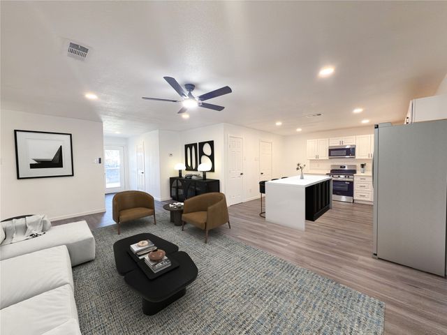 418 Clover Lane, Garland, TX 75043