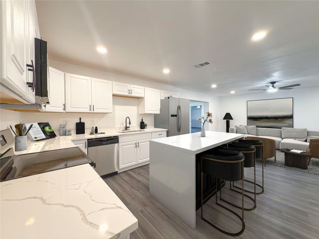 418 Clover Lane, Garland, TX 75043