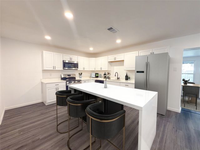 418 Clover Lane, Garland, TX 75043