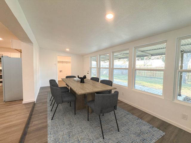 418 Clover Lane, Garland, TX 75043