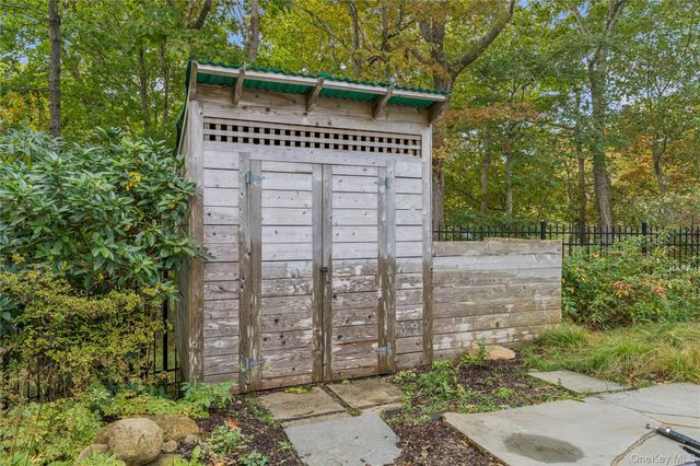 51 Davis Drive, Montauk, NY 11954