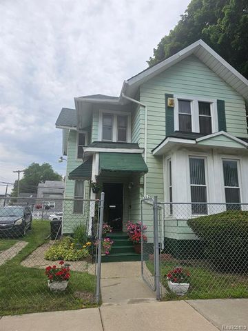 4221 Moran, Detroit, MI 48207