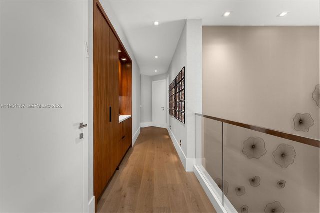 229 Golden Beach Dr, Golden Beach, FL 33160