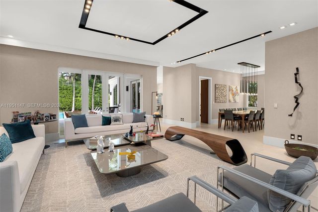 229 Golden Beach Dr, Golden Beach, FL 33160