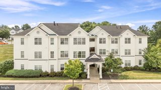 2011 STARLIGHT LN #2D, Hagerstown, MD 21740