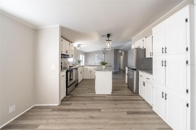 952 SADDLEWOOD BOULEVARD, Lakeland, FL 33809