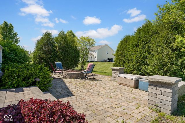 6998 Stoney Ridge Drive, Columbus, IN 47201