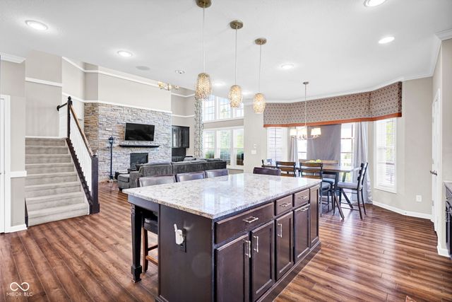 6998 Stoney Ridge Drive, Columbus, IN 47201