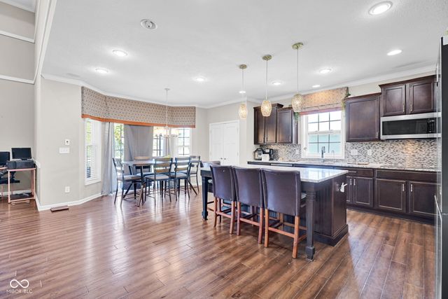 6998 Stoney Ridge Drive, Columbus, IN 47201