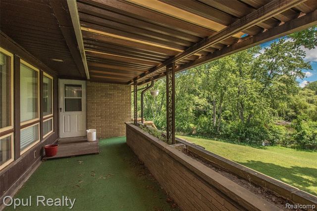 6455 Norham Road, Bloomfield Hills, MI 48301