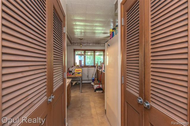 6455 Norham Road, Bloomfield Hills, MI 48301