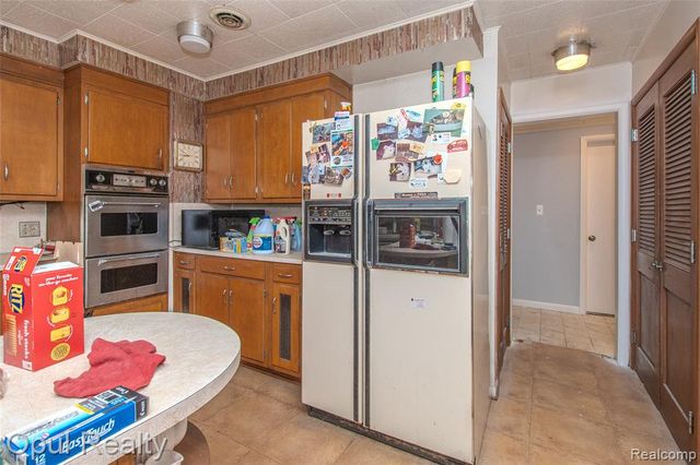 6455 Norham Road, Bloomfield Hills, MI 48301