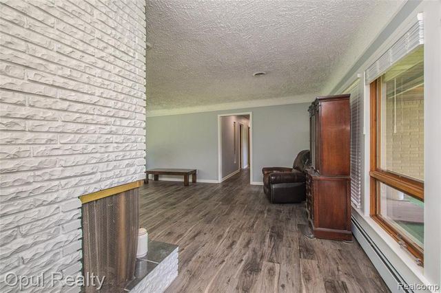 6455 Norham Road, Bloomfield Hills, MI 48301