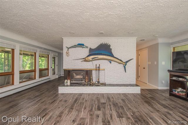 6455 Norham Road, Bloomfield Hills, MI 48301