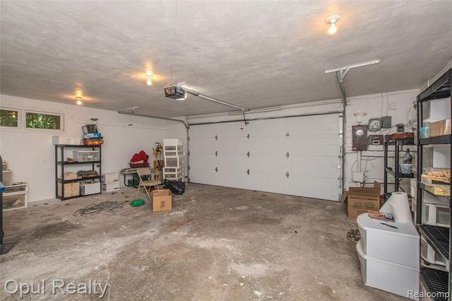 6455 Norham Road, Bloomfield Hills, MI 48301