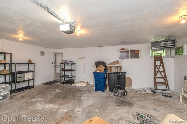 6455 Norham Road, Bloomfield Hills, MI 48301