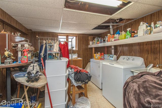 6455 Norham Road, Bloomfield Hills, MI 48301
