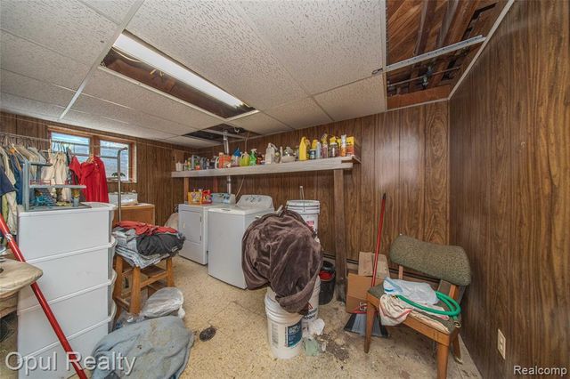 6455 Norham Road, Bloomfield Hills, MI 48301