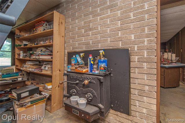 6455 Norham Road, Bloomfield Hills, MI 48301