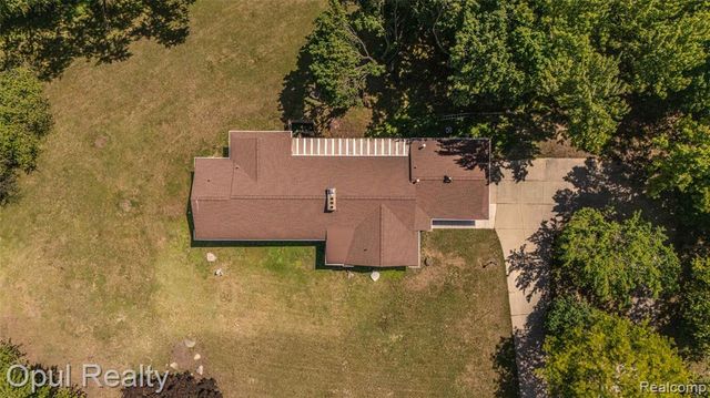 6455 Norham Road, Bloomfield Hills, MI 48301