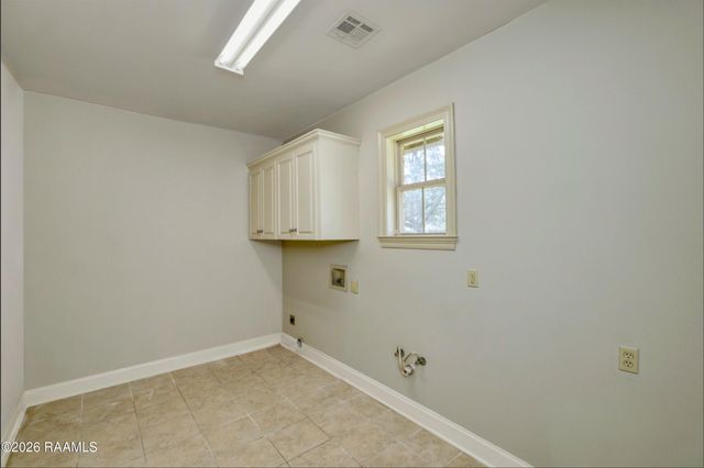 117 Hundred Oaks Drive, Youngsville, LA 70592