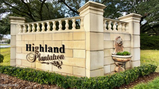 117 Hundred Oaks Drive, Youngsville, LA 70592