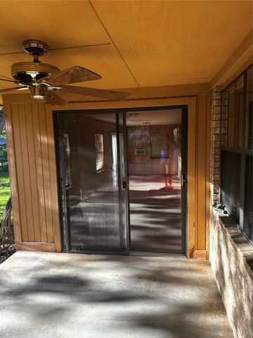 287 Meadowlakes DR, Meadowlakes, TX 78654