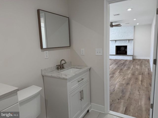 317 WALNUT HILL LN, Havertown, PA 19083