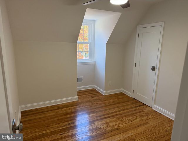 317 WALNUT HILL LN, Havertown, PA 19083