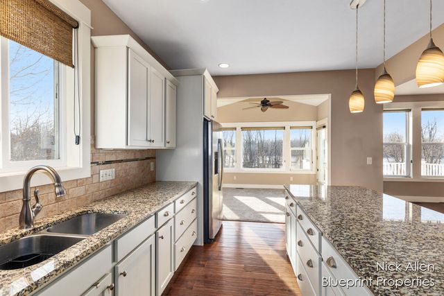 3792 Preserve Drive, Belmont, MI 49306