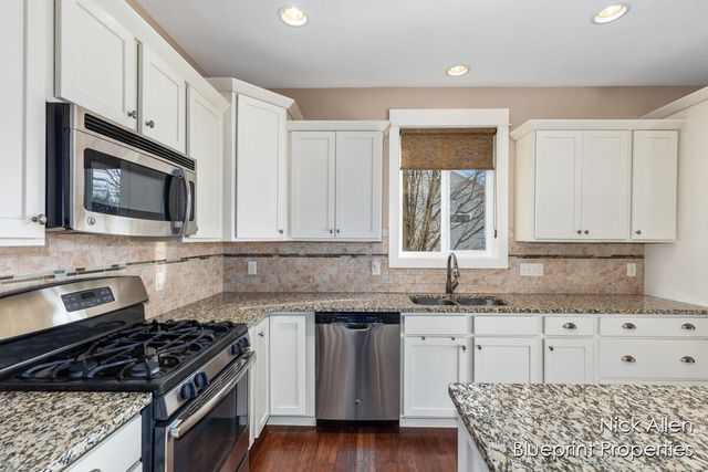 3792 Preserve Drive, Belmont, MI 49306