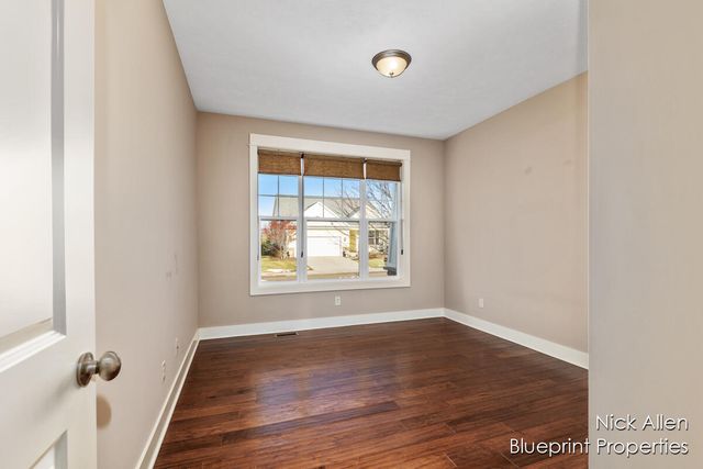 3792 Preserve Drive, Belmont, MI 49306