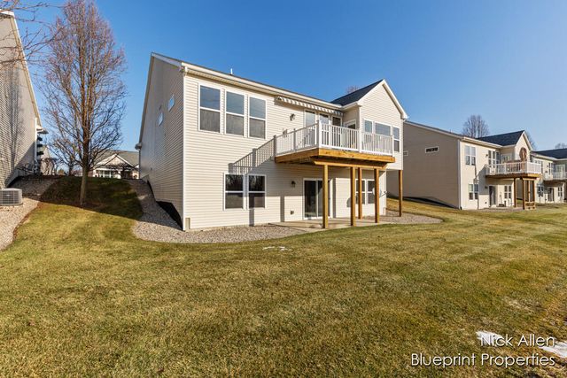 3792 Preserve Drive, Belmont, MI 49306