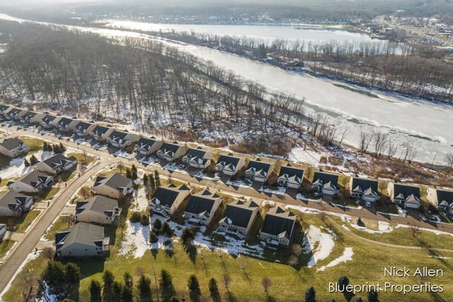 3792 Preserve Drive, Belmont, MI 49306